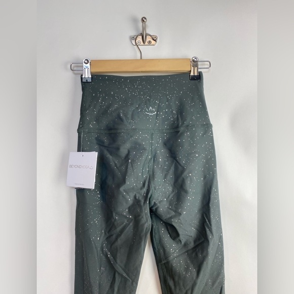 Beyond Yoga Alloy Ombre high rise Metallic Leggings Size Small sf3243 - Picture 8 of 14